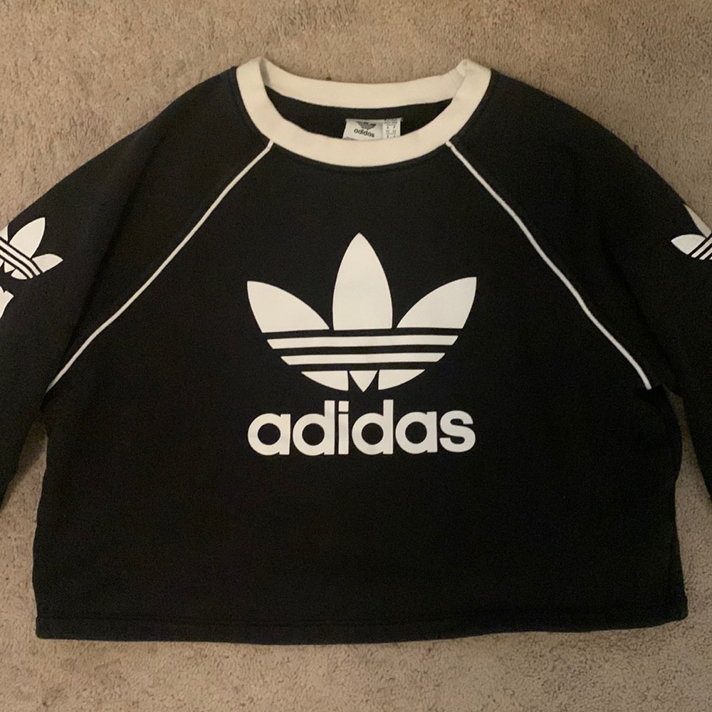 Adidas cropped black sweatshirt